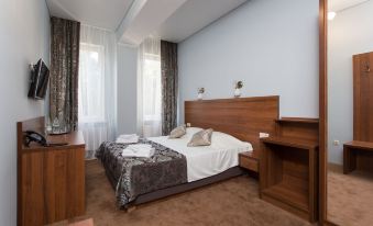 Briz Hotel