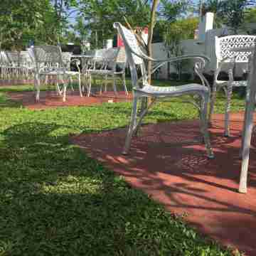 Lavonka Tourist Rest Hotel Exterior