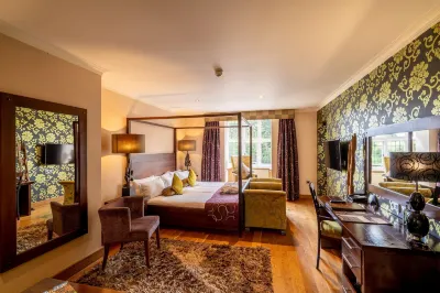 The Bear's Paw Hotels in 