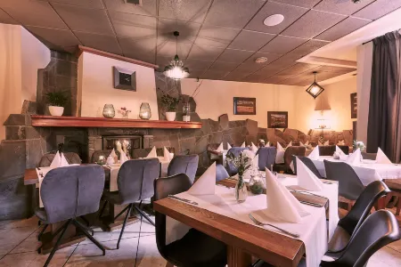 Hotel Skalny Отели рядом со станцией Закопане