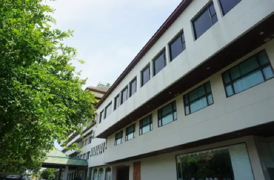 Green World Palace Hotel Отели в г. Сонгкхла