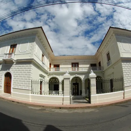 Hotel la Perla Leon