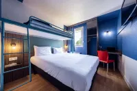 Greet Chartres Est Hotels near Chartres en lumiere