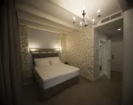 Hotel Capital