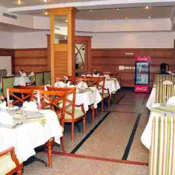 V K G Group Holiday Hotel Dining/Meeting Rooms