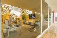 Boca Catalina Modern Villa - Private Pools