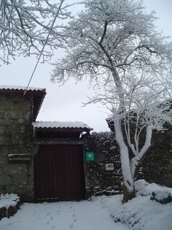 Casa Rural Rectoral de Candás Отели в г. Лимия