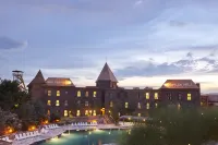 PortAventura Hotel Gold River -Includes unlimited access PortAventura Park & 1 access Ferrari Land Hotel di Vilaseca de Solcina