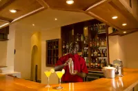 Game Haven Lodge - Bars