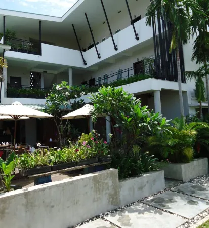 Men's Resort & Spa (Gay Hotel)