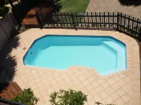 A1 Kynaston Self Catering or Bed and Breakfast - プール