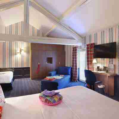 Hôtel du Cheval Blanc - Paris Marne La Vallée Rooms