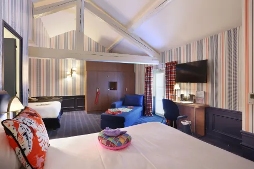 Hôtel du Cheval Blanc - Paris Marne la Vallée