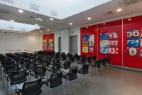 Hotel Maranello Village