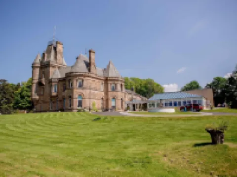 Cornhill Castle Hotels in Biggar