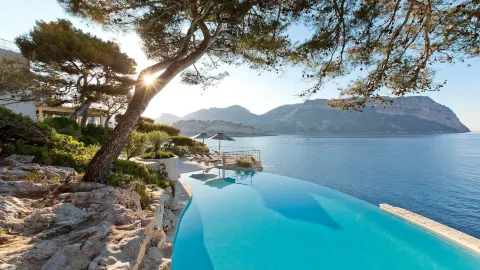 Hôtel les Roches Blanches Cassis in แคสซิส