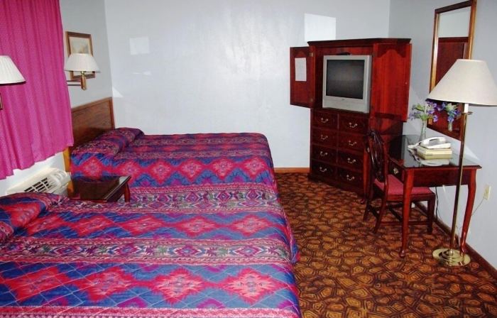 Blue Spruce Motel