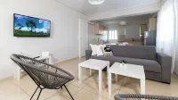 Elise Apartment Airport by Airstay فنادق في سباتا لوتسا