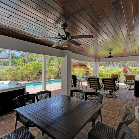 Paradise Found Managed by Beach Retreats