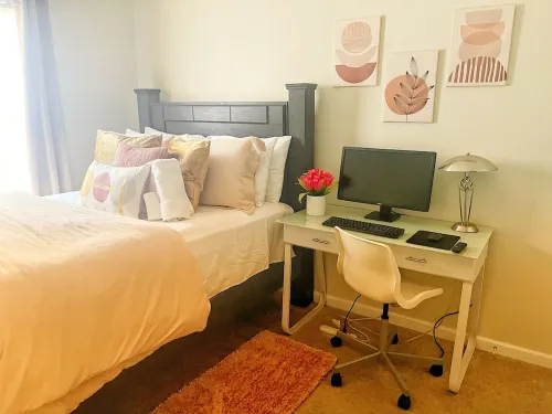 4 bd Luxury King & Queen Suites - Mins to Marietta