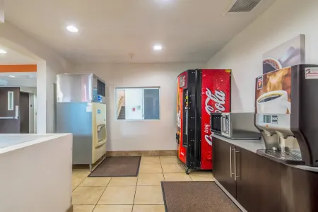 Motel 6 Indianapolis, IN