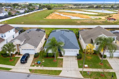 4 Bedrooms, 3 Baths, No Rear Neighbors Villa Hotels in West Kissimmee