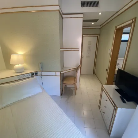 Hotel President - Vintage Hotel in Centro