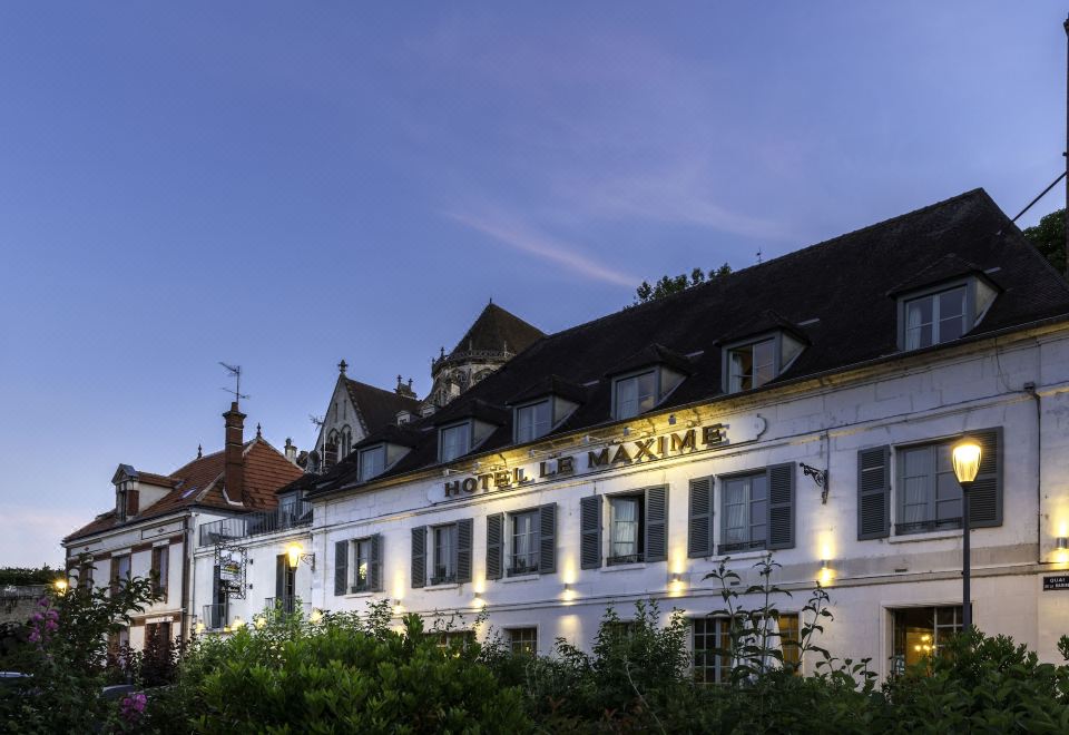 hotel overview picture