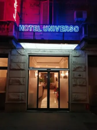 Hotel Universo