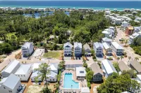 30A - the Charming Blue Haven by PHG Hôtels à : Santa Rosa Beach