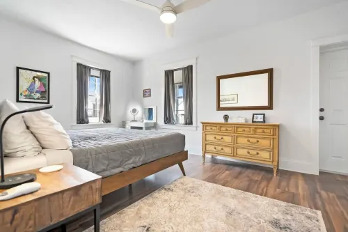 Free Parking Big Patio Next to Restaurants Bars