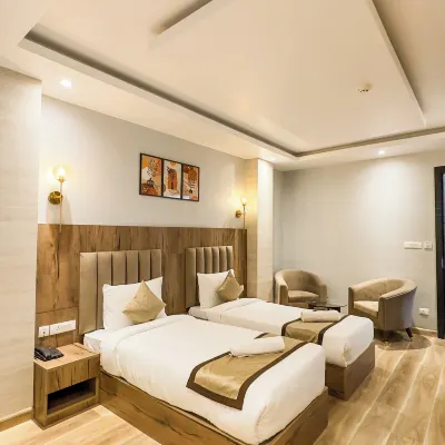 ดิ ออร์บิท รีเจนซี โรงแรมใกล้อาราม Gonjang