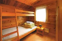 Holiday Home Close to the Lake Shore, Dabrowica, Cleaning Included