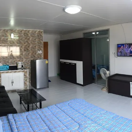 Muangthongthani Rental/Khun Dan