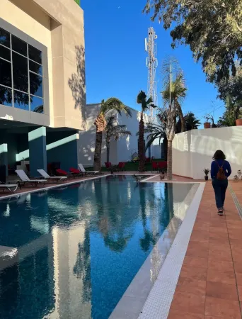 Hotel Ben Aouda & Spa Отели в г. Tipasa