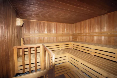 Hotel Lengenfelder Hof Отели в г. Грайц