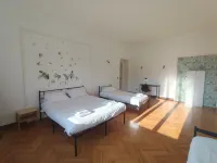 Dock Bay Lodge Hostel