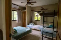 Gizem Beach House Hotel di 