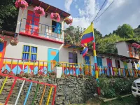 Don leandro Coffee farm  Glamping Hoteles en El Reodo