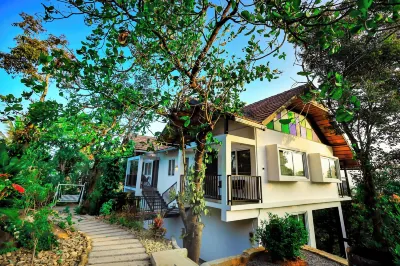 La Vista Resorts Hotels near Niravilpuzha Mosque