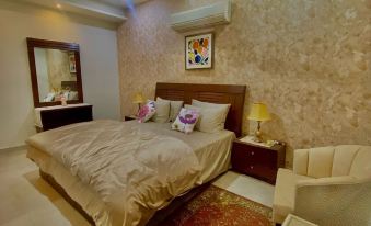 2Bedroom BahriaTown-Manzar Holiday Homes