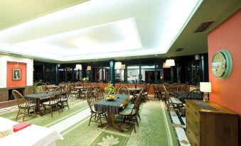 Agriani Hotel