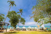 BJ Beachfront Hotel - Beach