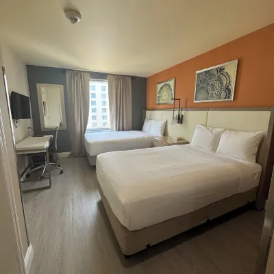Romana Hotel - NYC Hotels near Sotheby's