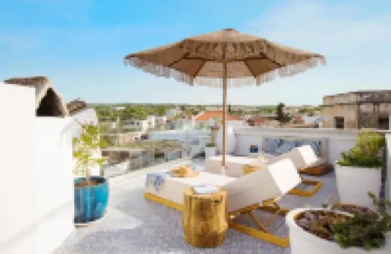 roof garden-panoramic view and jacuzzi