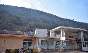 Ajk Guest House