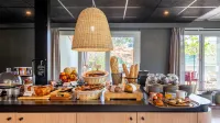Hotel Campanile Nature - Cergy Pontoise - breakfast