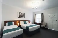 The Rose Hotel & Motel Các khách sạn gần Bunbury Museum and Heritage Centre