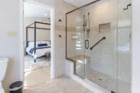 Luxurious Home with Game Room & Media Room ~10 mins to Stadium, Campus, Downtown