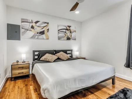 Work, Rest & Recharge – Downtown Home w/ Washer & Dryer